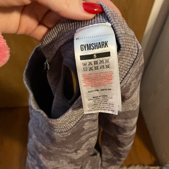Gymshark Seamless Camo Crop Top - Picture 6 of 6